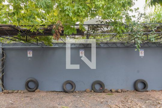 Garagem de apartamento para alugar com 1 quarto, 35m² em São Luís, Canoas