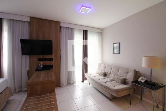 Sala de apartamento para alugar com 1 quarto, 68m² em Jacarepaguá, Rio de Janeiro
