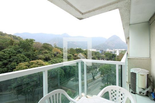 Varanda de apartamento para alugar com 1 quarto, 68m² em Jacarepaguá, Rio de Janeiro