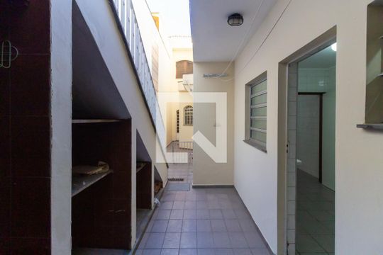 Quintal  de casa para alugar com 4 quartos, 245m² em Ipiranga, São Paulo