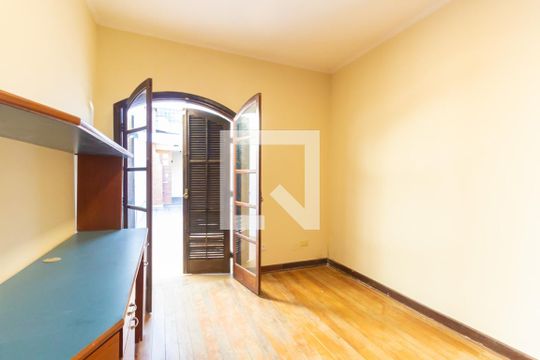 Quarto 3 de casa para alugar com 4 quartos, 245m² em Ipiranga, São Paulo