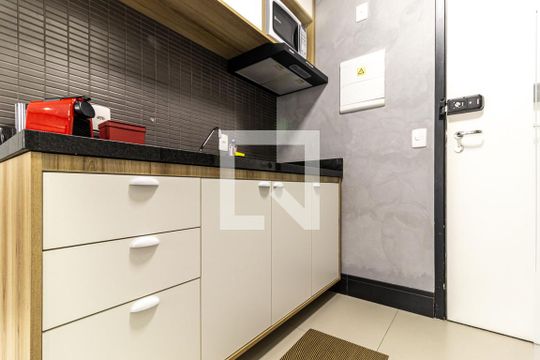 Cozinha de kitnet/studio à venda com 1 quarto, 33m² em Centro, São Paulo