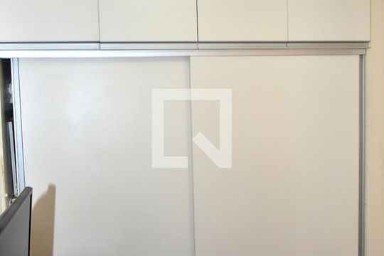 Quarto de Serviço de apartamento à venda com 3 quartos, 80m² em Jardim Santo Antoninho, São Paulo