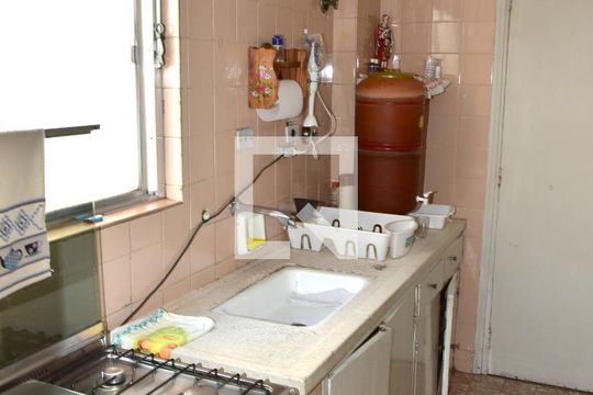 Área de Serviço de apartamento à venda com 3 quartos, 80m² em Jardim Santo Antoninho, São Paulo