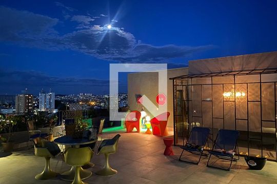 Apartamento à venda com 2 quartos, 190m² em Santa Tereza, Belo Horizonte