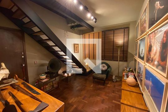 Sala de apartamento à venda com 2 quartos, 190m² em Santa Tereza, Belo Horizonte