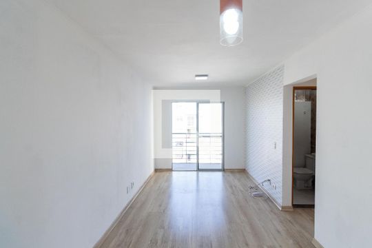 Sala de apartamento para alugar com 2 quartos, 55m² em Vila Robertina, São Paulo