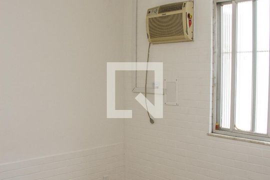 Quarto 01 de casa de condomínio para alugar com 2 quartos, 70m² em Engenho de Dentro, Rio de Janeiro