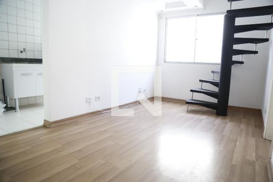Sala de apartamento à venda com 3 quartos, 89m² em Vila Regina, São Paulo