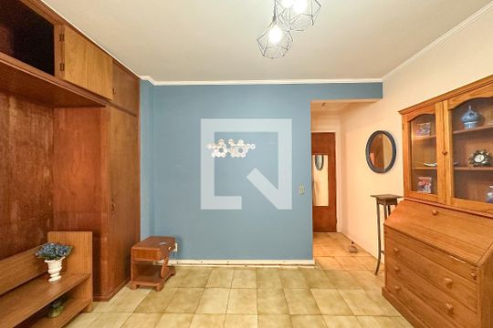 Suíte de apartamento para alugar com 3 quartos, 140m² em Jardim Astúrias, Guarujá