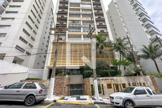 Fachada de apartamento para alugar com 3 quartos, 140m² em Jardim Astúrias, Guarujá