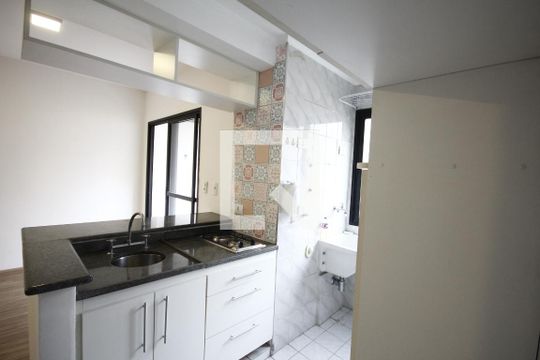 Cozinha de apartamento para alugar com 1 quarto, 38m² em Vila Mariana, São Paulo