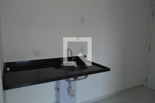 Cozinha de kitnet/studio à venda com 1 quarto, 30m² em Jardim Independência, São Paulo