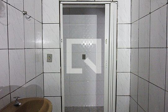 Banheiro Social de casa à venda com 1 quarto, 52m² em Nova Petrópolis, São Bernardo do Campo