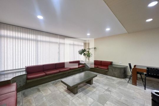 Hall de apartamento para alugar com 2 quartos, 70m² em Indianópolis, São Paulo