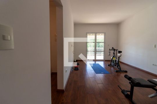 Quarto Suíte 3 de casa para alugar com 3 quartos, 342m² em Jardim Indaiá, Embu das Artes