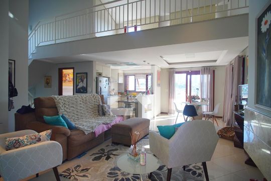 Sala de casa à venda com 3 quartos, 360m² em Jardim Mauá, Novo Hamburgo