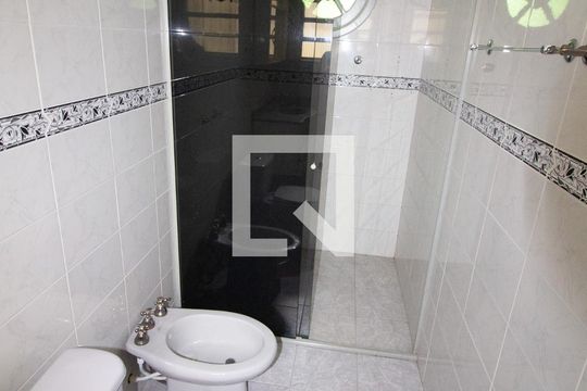 Banheiro da Suíte de casa à venda com 3 quartos, 200m² em Vila Santo Estevão, São Paulo