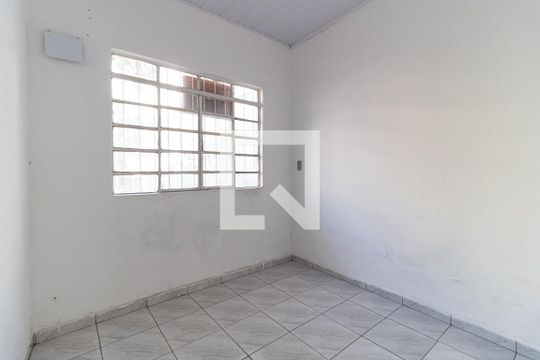 Casa para alugar com 1 quarto, 27m² em Vila Moraes, São Paulo