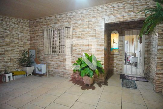 Garagem de casa à venda com 1 quarto, 90m² em Scharlau, São Leopoldo