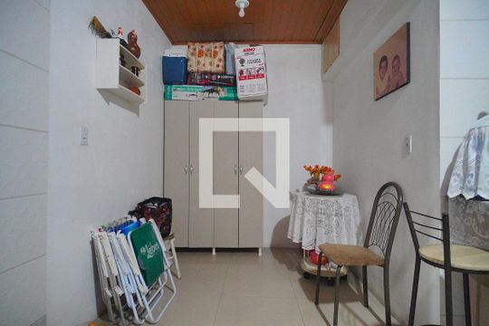 Despensa de casa à venda com 1 quarto, 90m² em Scharlau, São Leopoldo