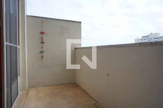 Varanda  de apartamento para alugar com 2 quartos, 83m² em Rio Branco, Porto Alegre