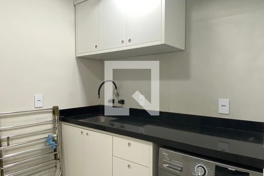 Área de Serviço de apartamento à venda com 3 quartos, 139m² em Tamboré, Barueri