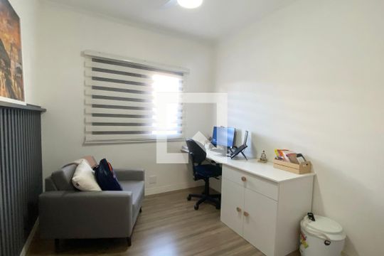Quarto 2 de apartamento à venda com 3 quartos, 69m² em Jardim Tupanci, Barueri