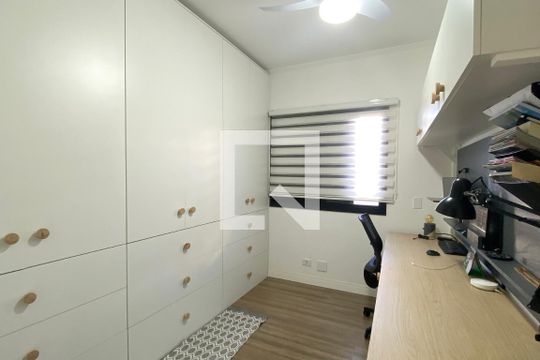 Quarto 3 de apartamento à venda com 3 quartos, 69m² em Jardim Tupanci, Barueri