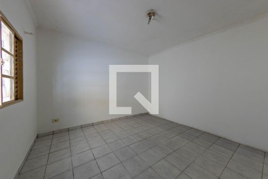 Quarto 1 de casa à venda com 2 quartos, 60m² em Vila Paulo Silas, São Paulo