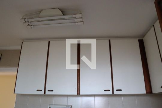 Cozinha - Armários de apartamento à venda com 3 quartos, 150m² em Cambuí, Campinas