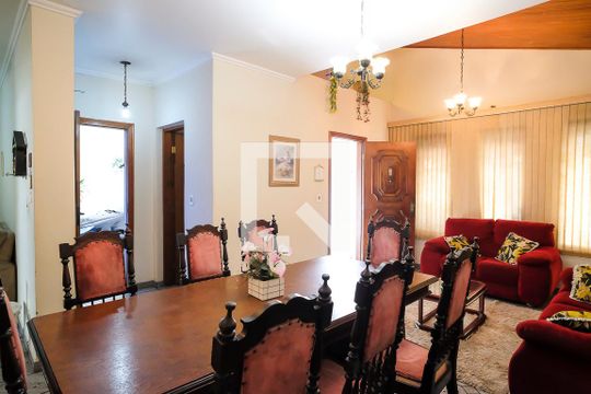 Sala de casa à venda com 4 quartos, 350m² em Jardim Sao Caetano, São Caetano do Sul