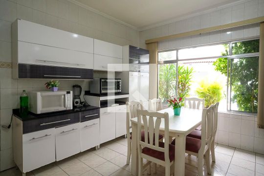 Cozinha de casa à venda com 4 quartos, 350m² em Jardim Sao Caetano, São Caetano do Sul