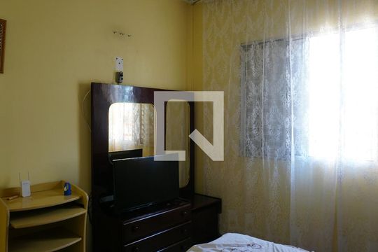 Quarto 1 de casa à venda com 3 quartos, 127m² em Jardim Ester Yolanda, São Paulo