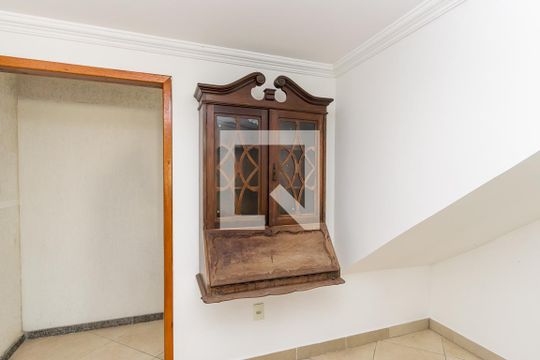 Sala de casa à venda com 3 quartos, 200m² em Penha, Rio de Janeiro