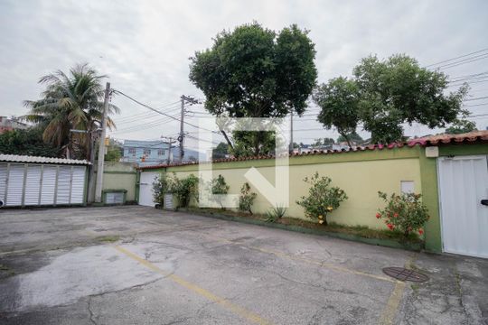 Garagem de apartamento para alugar com 2 quartos, 52m² em Tanque, Rio de Janeiro