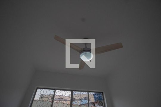 Ventilador  de apartamento para alugar com 2 quartos, 52m² em Tanque, Rio de Janeiro