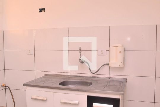 Cozinha de apartamento para alugar com 1 quarto, 40m² em Consolação, São Paulo