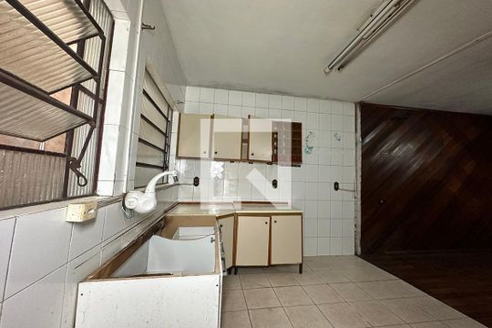 Cozinha de casa à venda com 3 quartos, 120m² em Feitoria, São Leopoldo