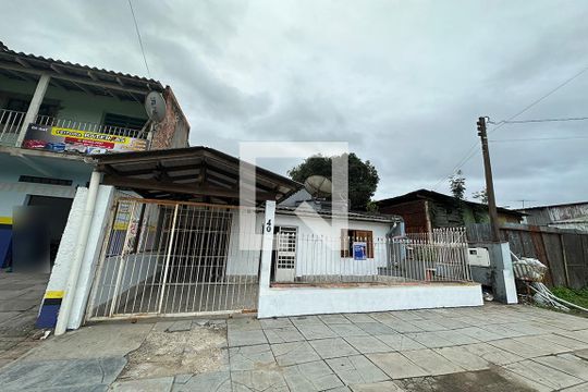 Fachada de casa à venda com 3 quartos, 120m² em Feitoria, São Leopoldo