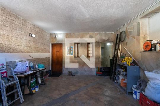 Garagem de casa à venda com 3 quartos, 100m² em Parque Edu Chaves, São Paulo
