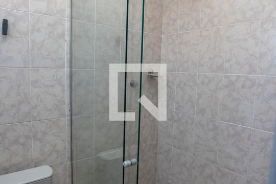 Banheiro de casa à venda com 6 quartos, 310m² em Jardim São Pedro, Porto Alegre