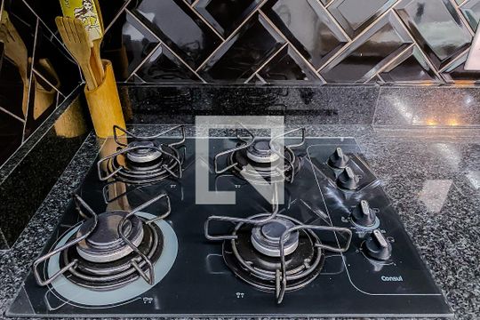 Cozinha de apartamento para alugar com 2 quartos, 35m² em Mooca, São Paulo