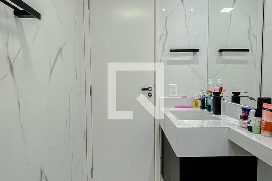 Banheiro de apartamento para alugar com 2 quartos, 35m² em Mooca, São Paulo