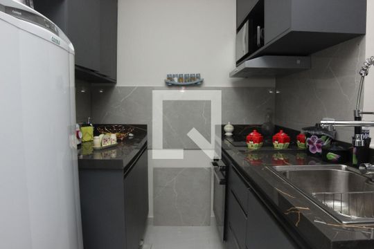 Cozinha de kitnet/studio para alugar com 1 quarto, 26m² em Bela Vista, São Paulo