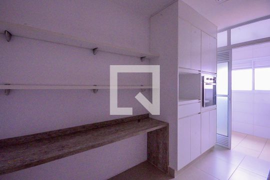 Cozinha  de apartamento à venda com 2 quartos, 69m² em Vila Moinho Velho, São Paulo