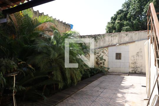 Área comum de casa à venda com 3 quartos, 110m² em Irajá, Rio de Janeiro
