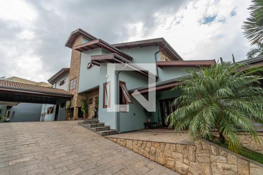 Fachada de casa à venda com 5 quartos, 550m² em Parque Taquaral, Campinas