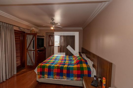 Suite 1 de casa à venda com 5 quartos, 550m² em Parque Taquaral, Campinas