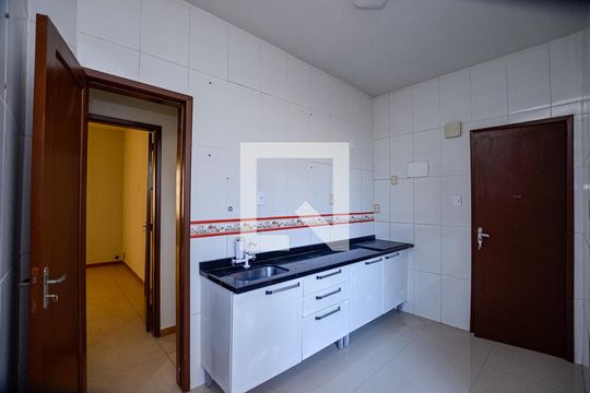 Cozinha de apartamento à venda com 3 quartos, 95m² em Centro, Niterói